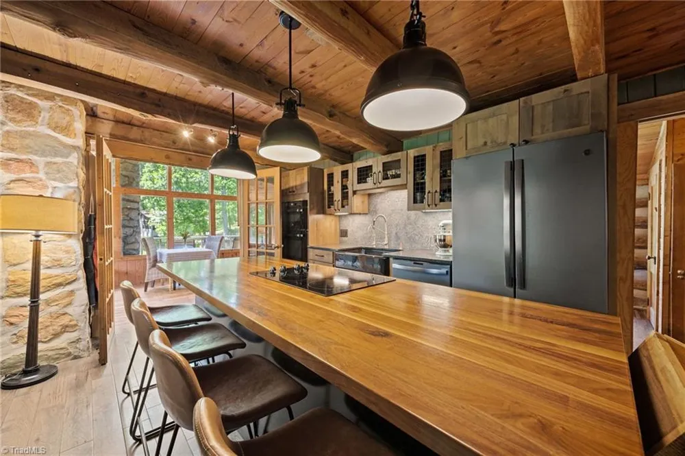 9584 Creek Farm Road Tobaccoville, NC 27050