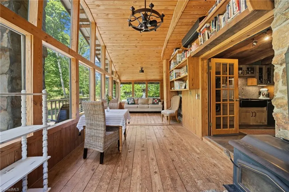 9584 Creek Farm Road Tobaccoville, NC 27050