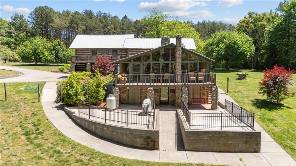9584 Creek Farm Road Tobaccoville, NC 27050