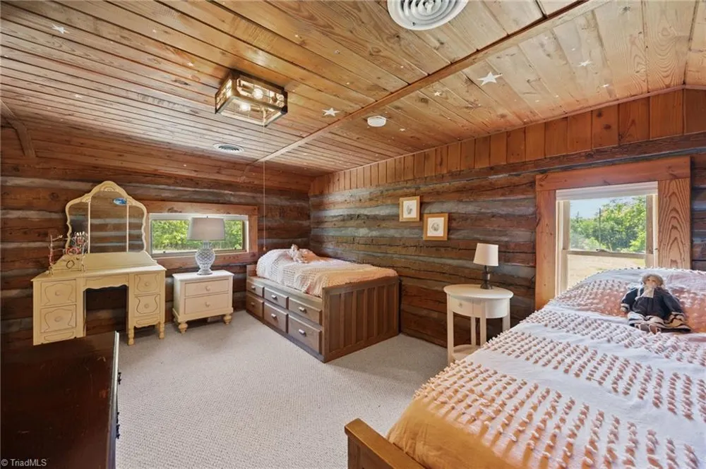 9584 Creek Farm Road Tobaccoville, NC 27050