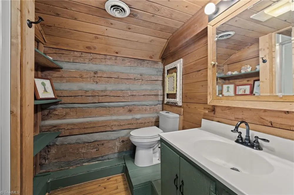 9584 Creek Farm Road Tobaccoville, NC 27050