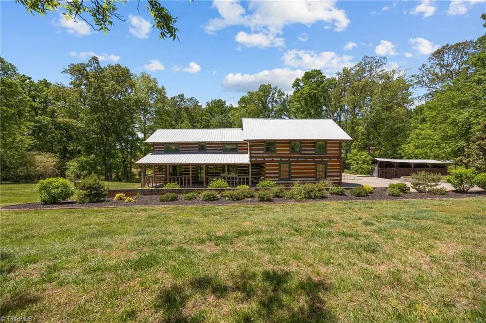 9584 Creek Farm Road Tobaccoville, NC 27050