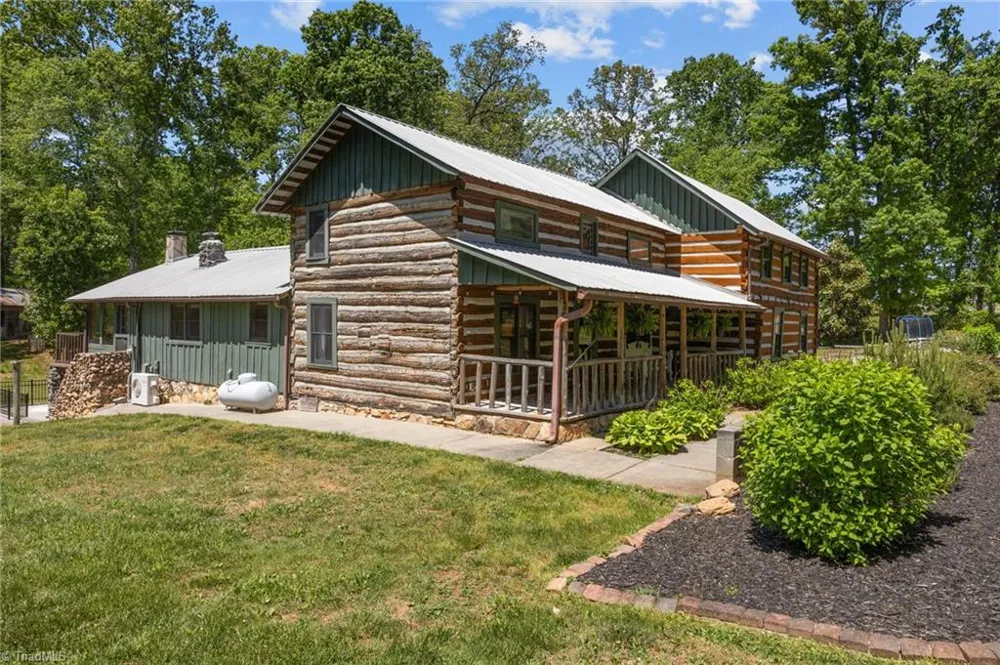 9584 Creek Farm Road Tobaccoville, NC 27050