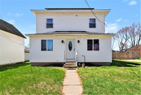 136 S Hemlock Street