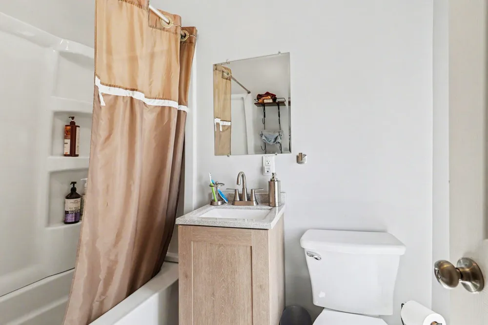 136 S Hemlock Street Evart, MI 49631