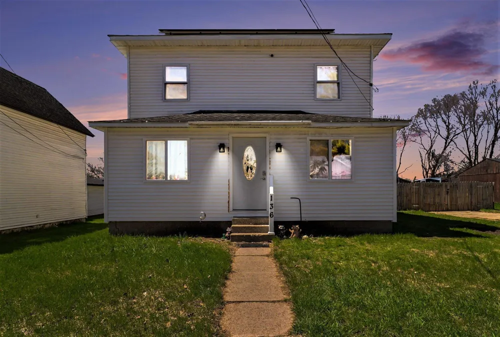 136 S Hemlock Street Evart, MI 49631
