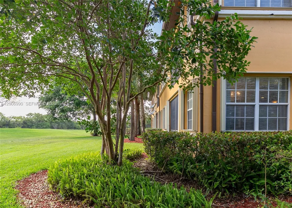 7901 NW 128th Ln #11-A Parkland, FL 33076
