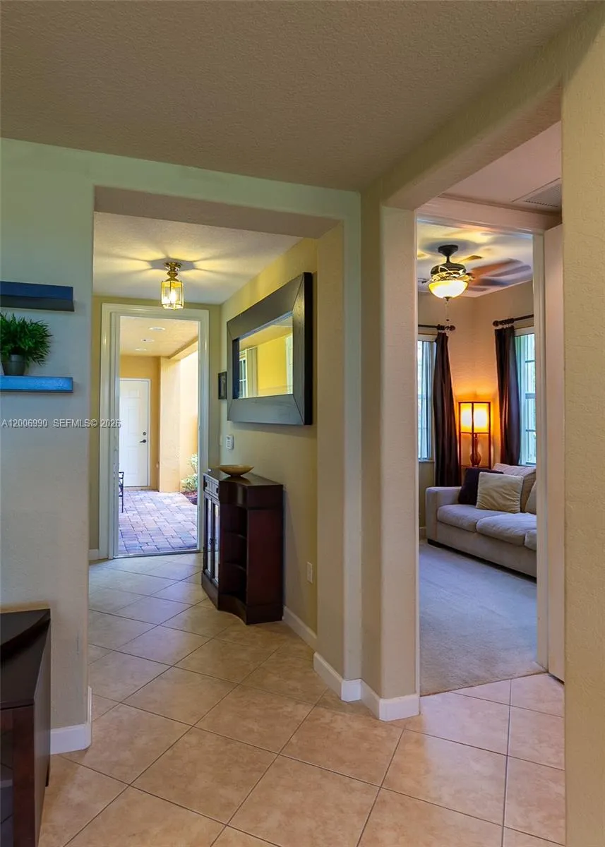 7901 NW 128th Ln #11-A Parkland, FL 33076