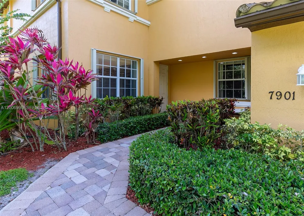 7901 NW 128th Ln #11-A Parkland, FL 33076