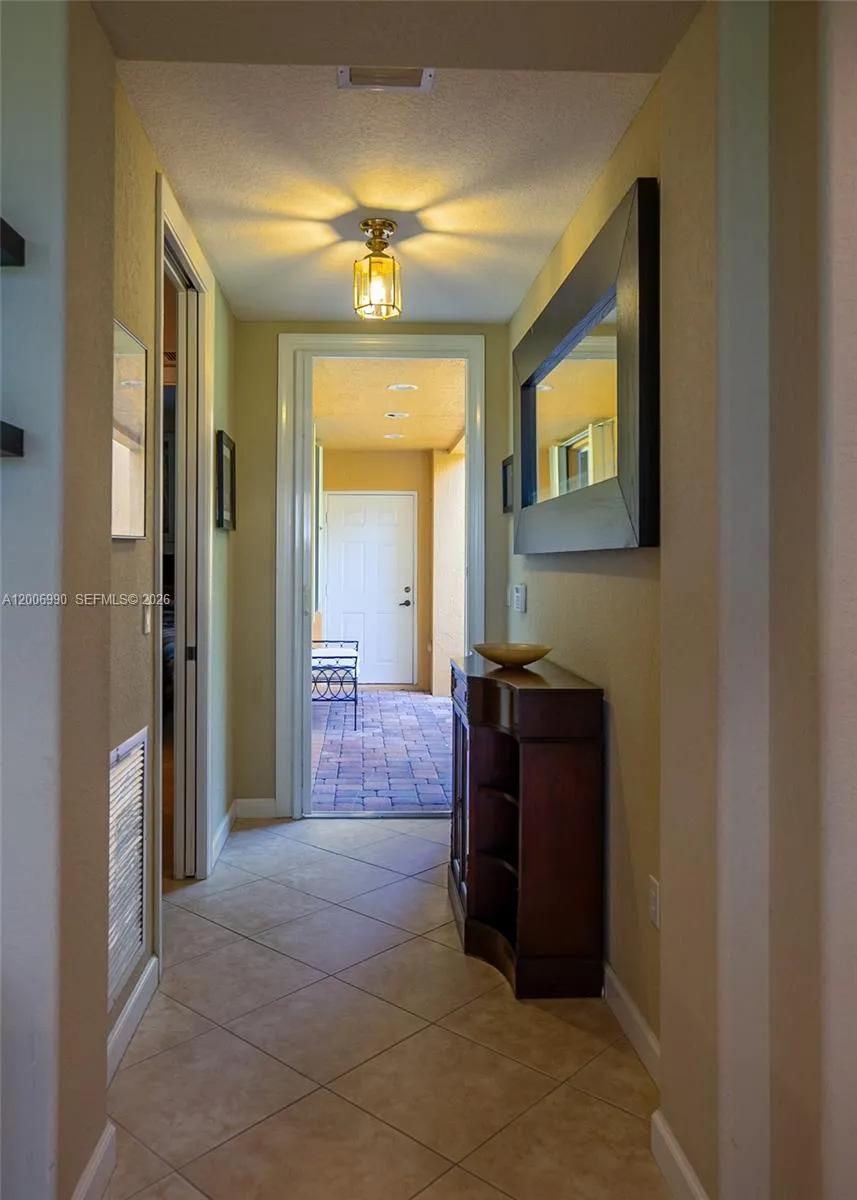 7901 NW 128th Ln #11-A Parkland, FL 33076