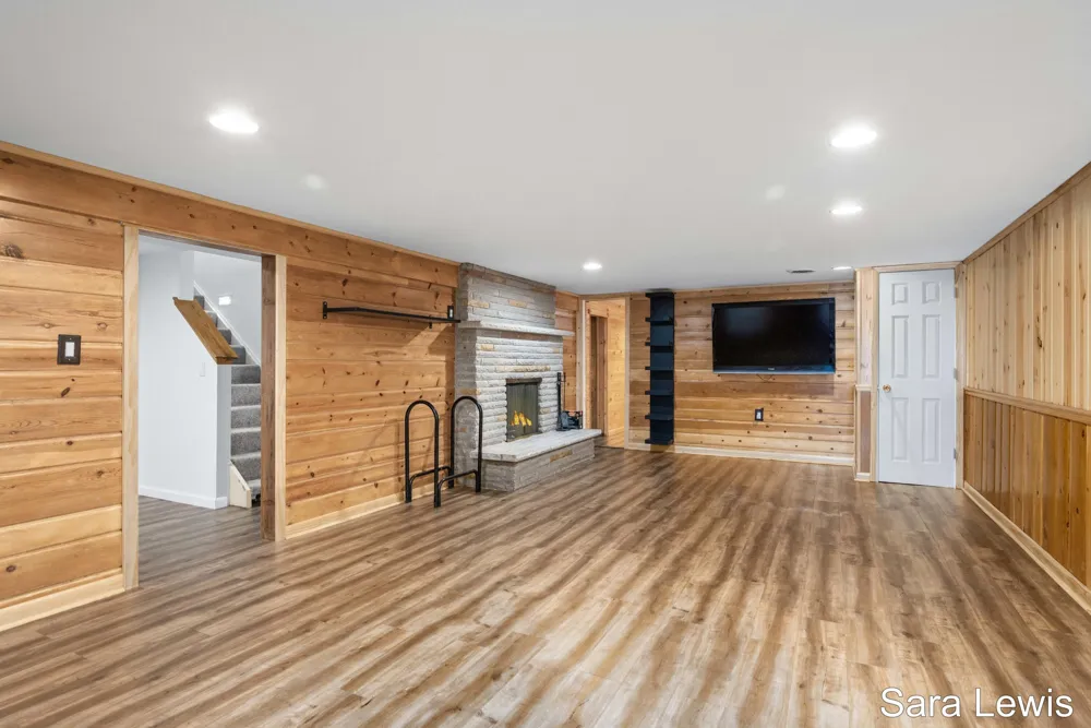 15710 Rich Lane Prairieville Township, MI 49060