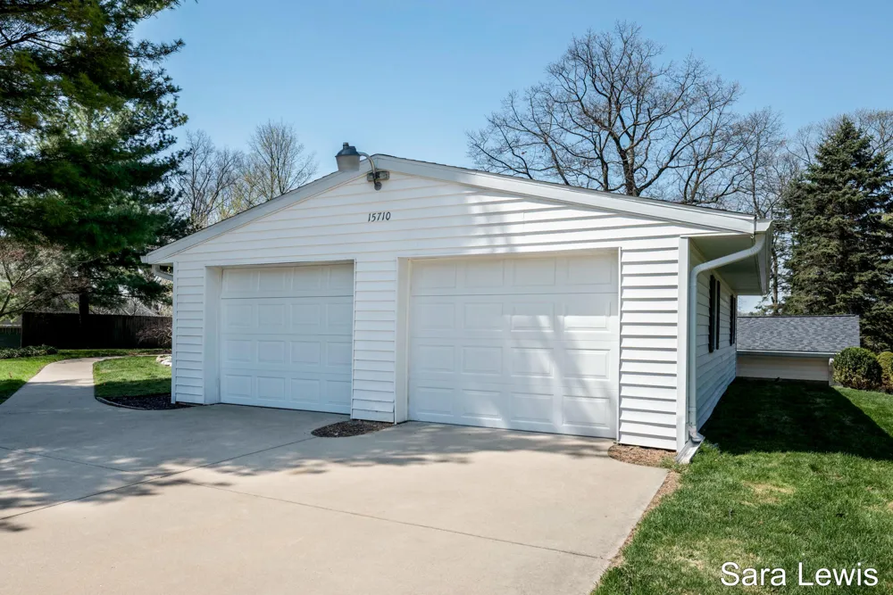 15710 Rich Lane Prairieville Township, MI 49060