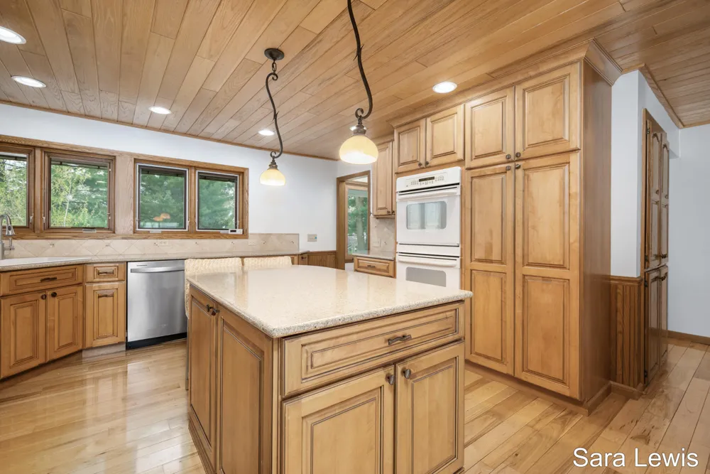15710 Rich Lane Prairieville Township, MI 49060