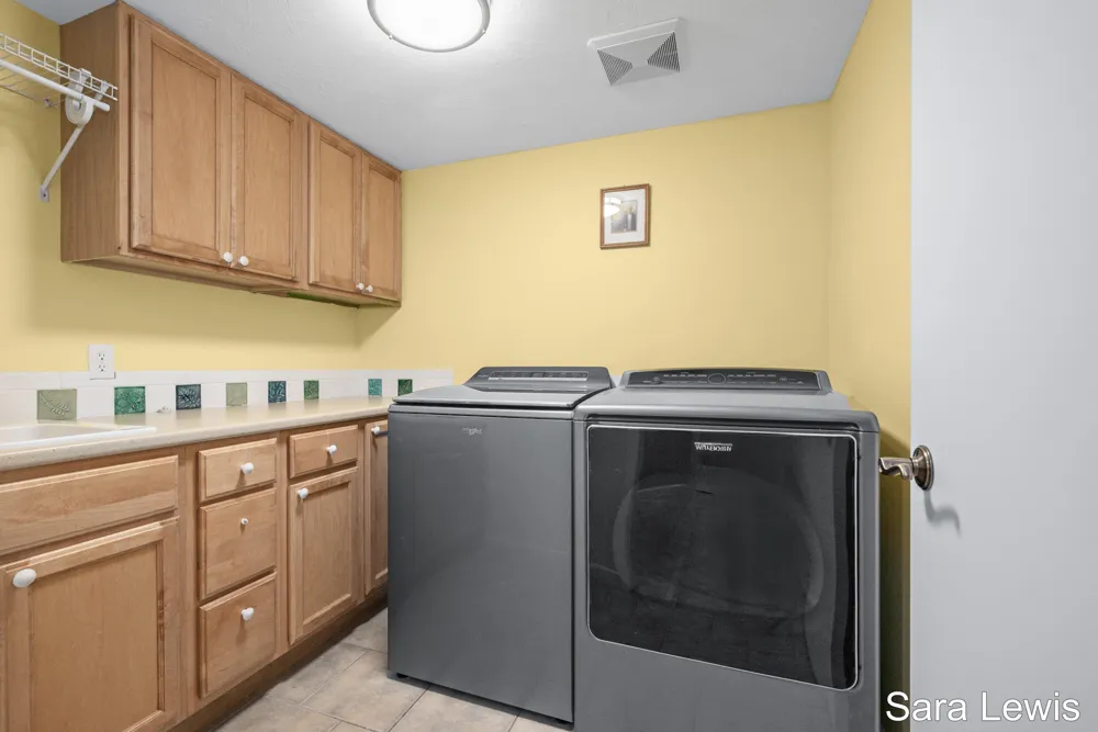 15710 Rich Lane Prairieville Township, MI 49060