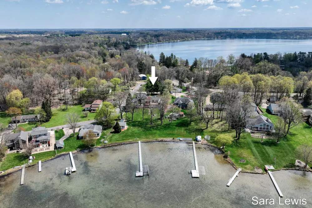 15710 Rich Lane Prairieville Township, MI 49060