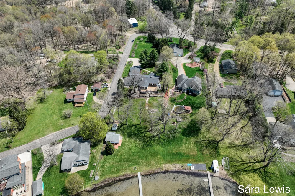 15710 Rich Lane Prairieville Township, MI 49060