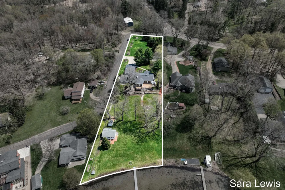 15710 Rich Lane Prairieville Township, MI 49060