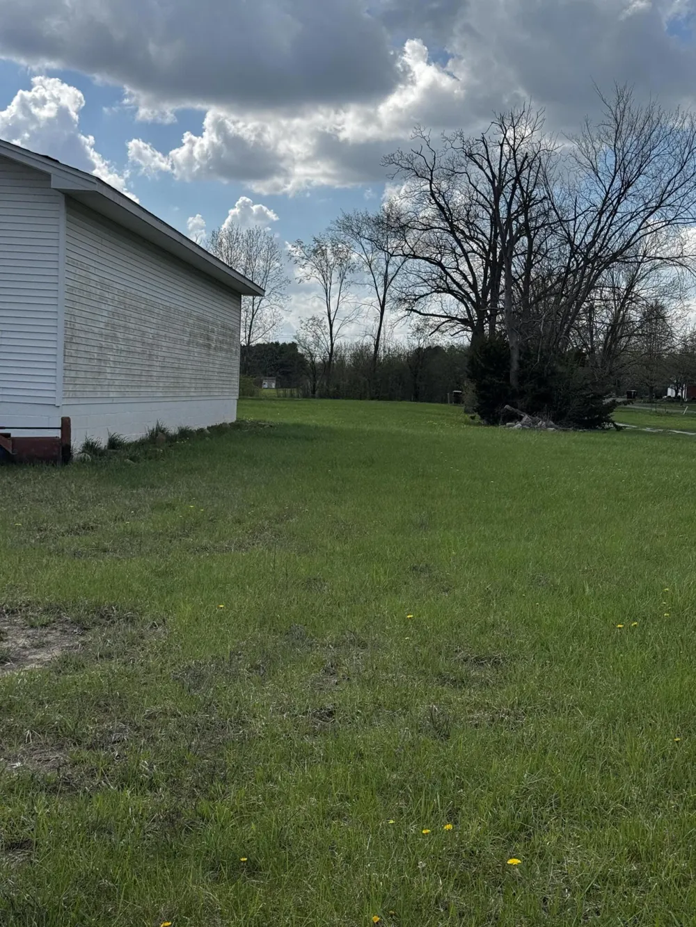 9871 Crane Road Milan, MI 48160