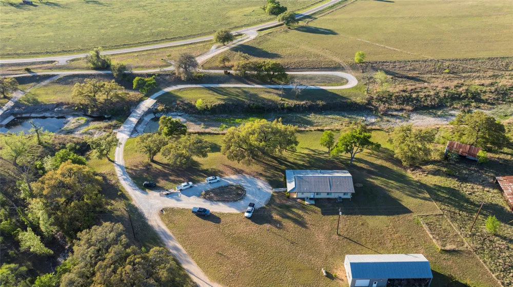 157 Chick Ranch Loop Blanco, TX 78606