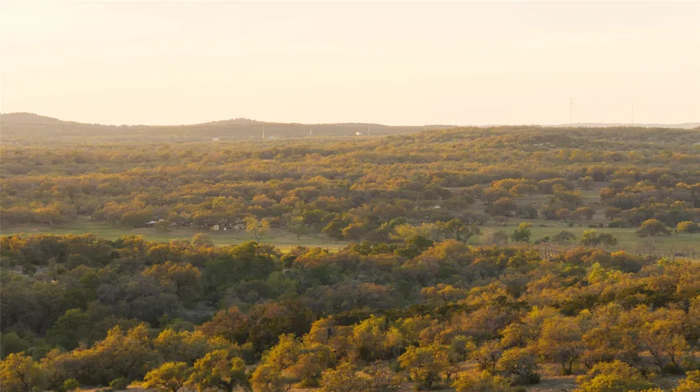 157 Chick Ranch Loop Blanco, TX 78606