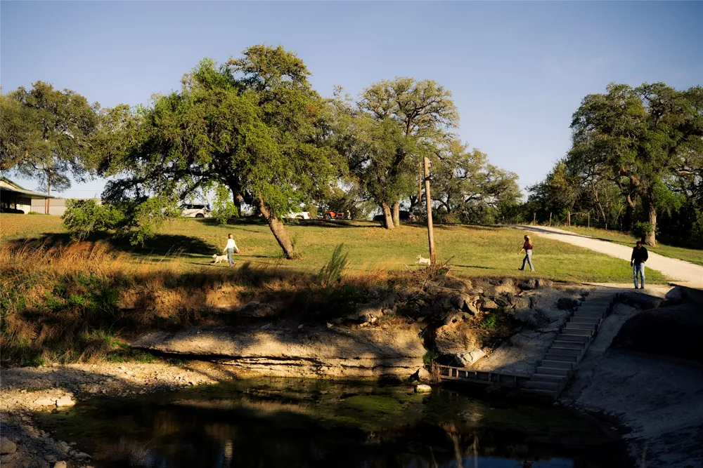 157 Chick Ranch Loop Blanco, TX 78606