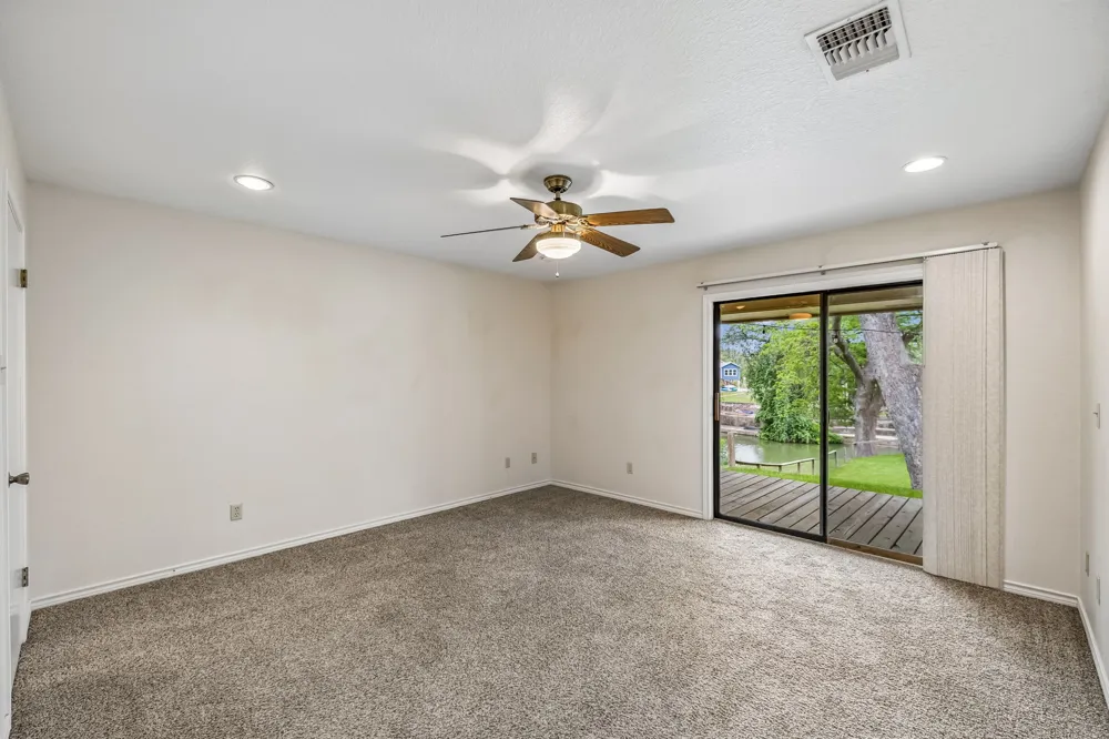 900 Boenig Street Seguin, TX 78155