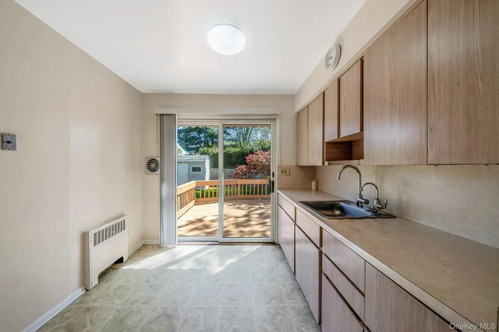 28 Miller Street #2 Glen Cove, NY 11542