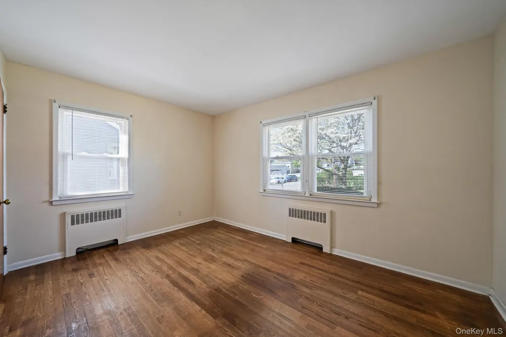 28 Miller Street #2 Glen Cove, NY 11542
