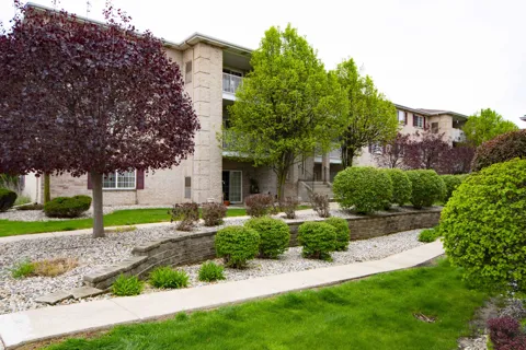 2009 W 75th Place