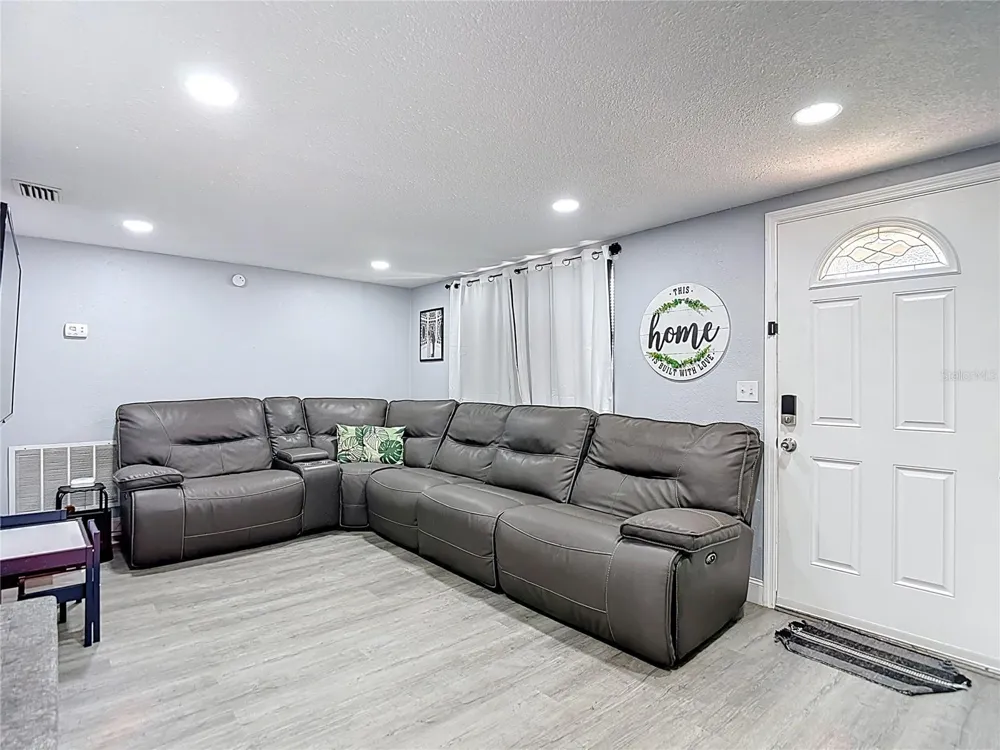5913 APPLETREE ROAD Holiday, FL 34690