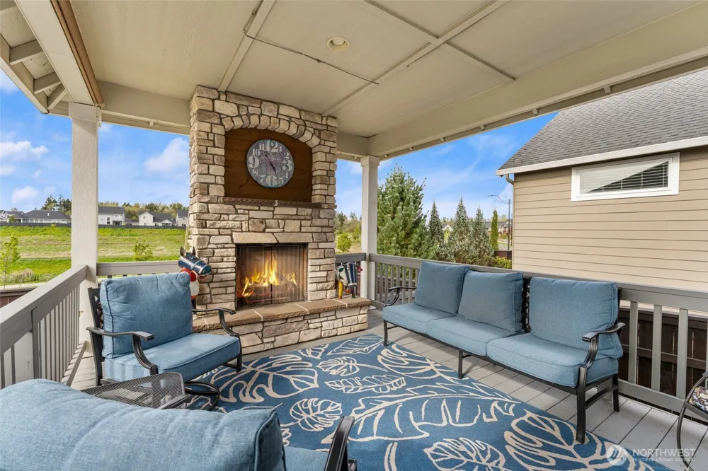 4628 S 16th Drive Ridgefield, WA 98642
