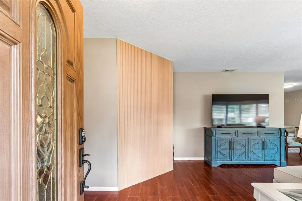 9548 123RD WAY Seminole, FL 33772