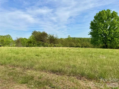 Lot G20, 2085 Thoroughbred Way #G20