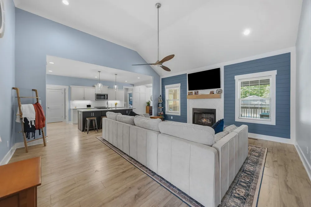 4334 Memory Ln Adams, TN 37010