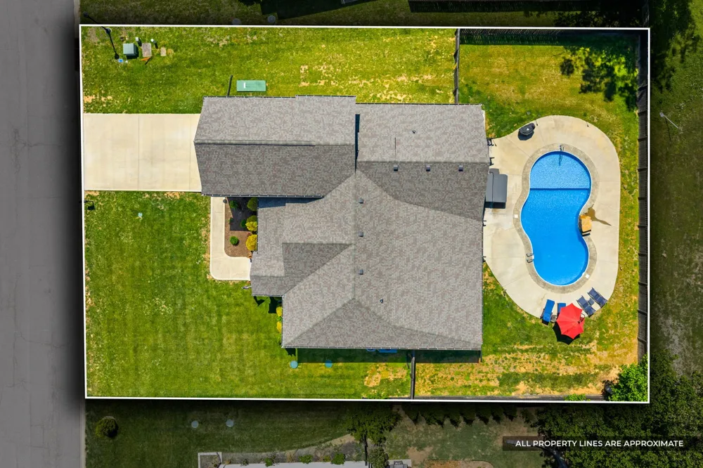 4334 Memory Ln Adams, TN 37010