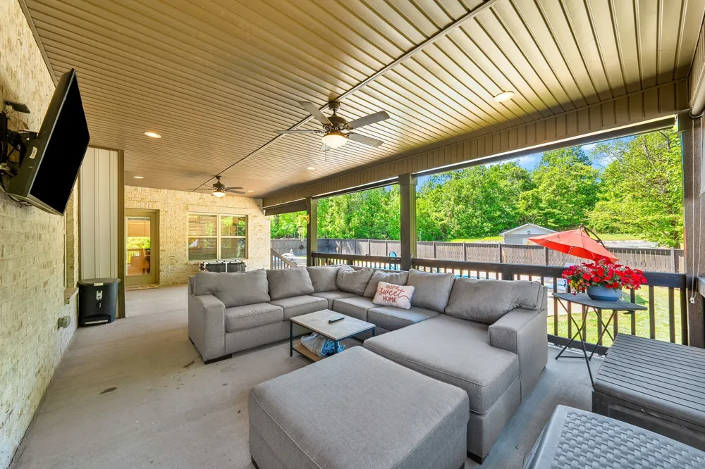 4334 Memory Ln Adams, TN 37010
