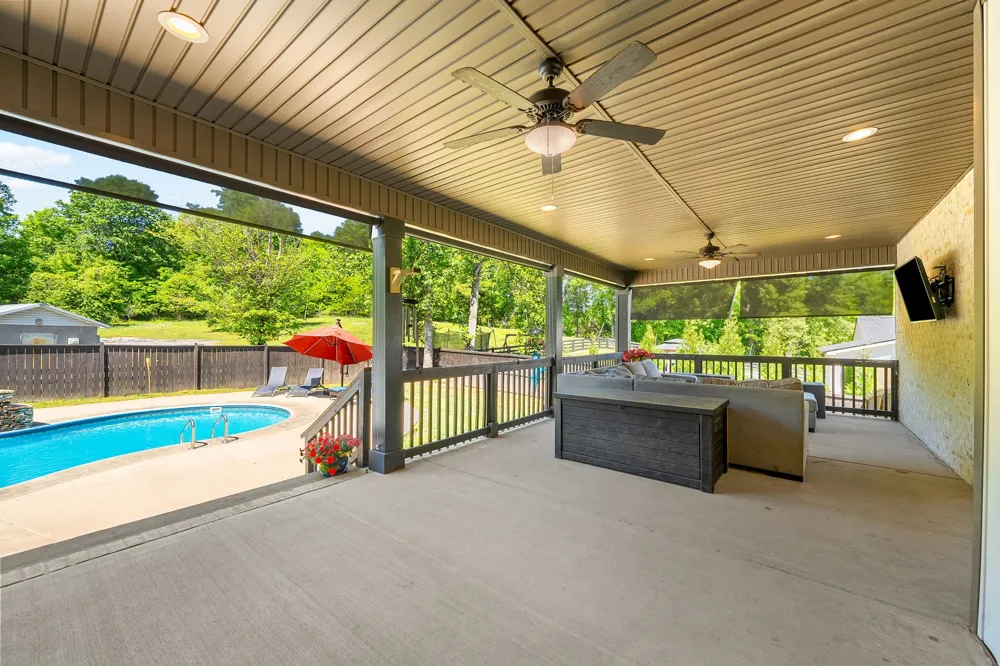 4334 Memory Ln Adams, TN 37010