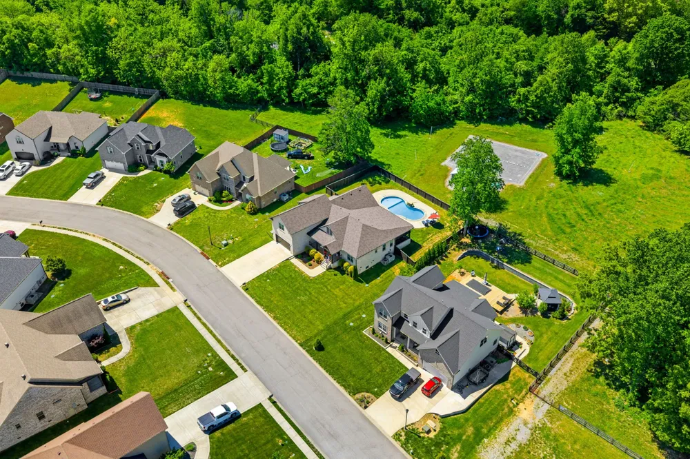 4334 Memory Ln Adams, TN 37010