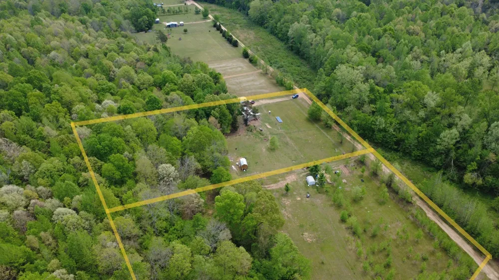 490 Early Bird Ln Savannah, TN 38372