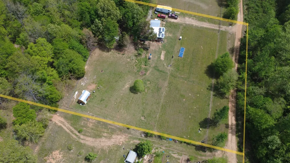 490 Early Bird Ln Savannah, TN 38372