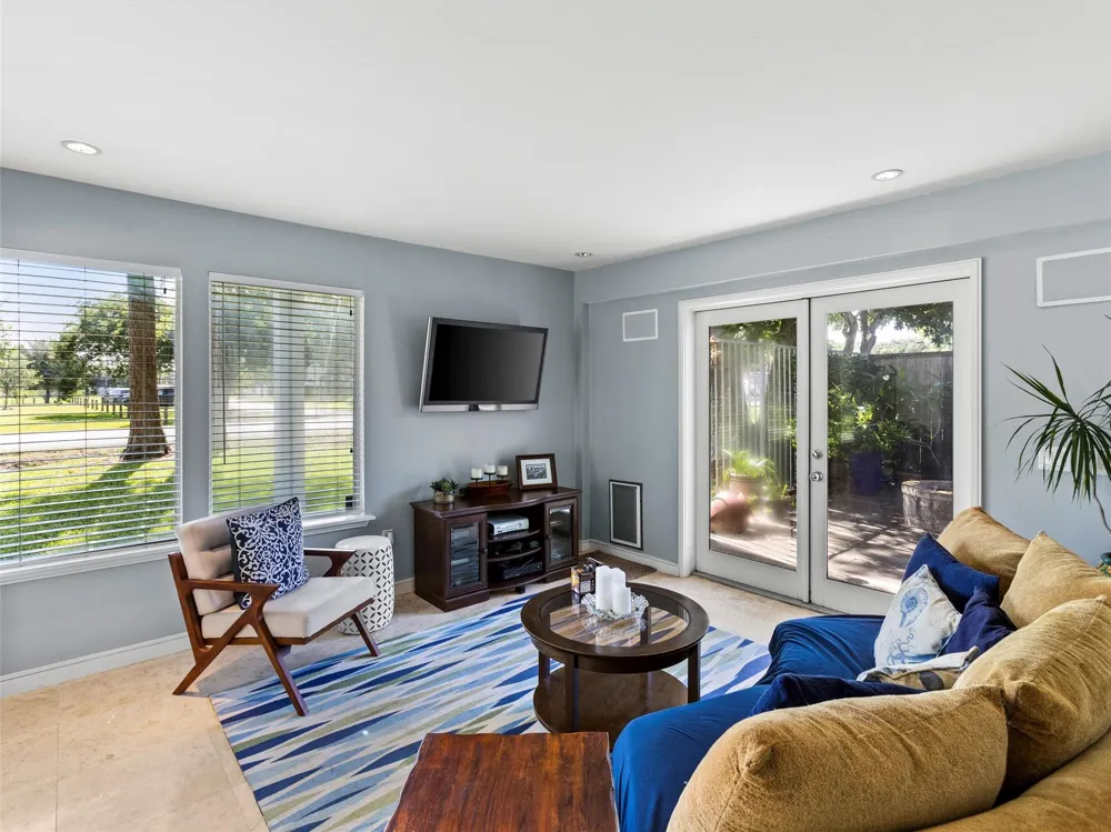 432 Glen Cove Street Kemah, TX 77565
