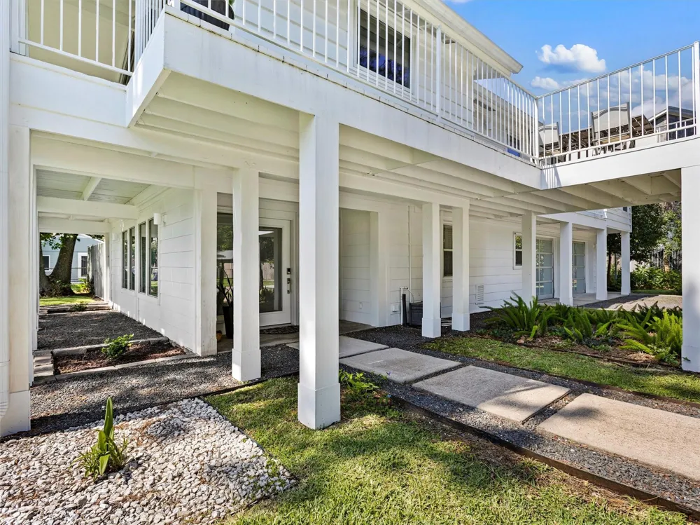 432 Glen Cove Street Kemah, TX 77565