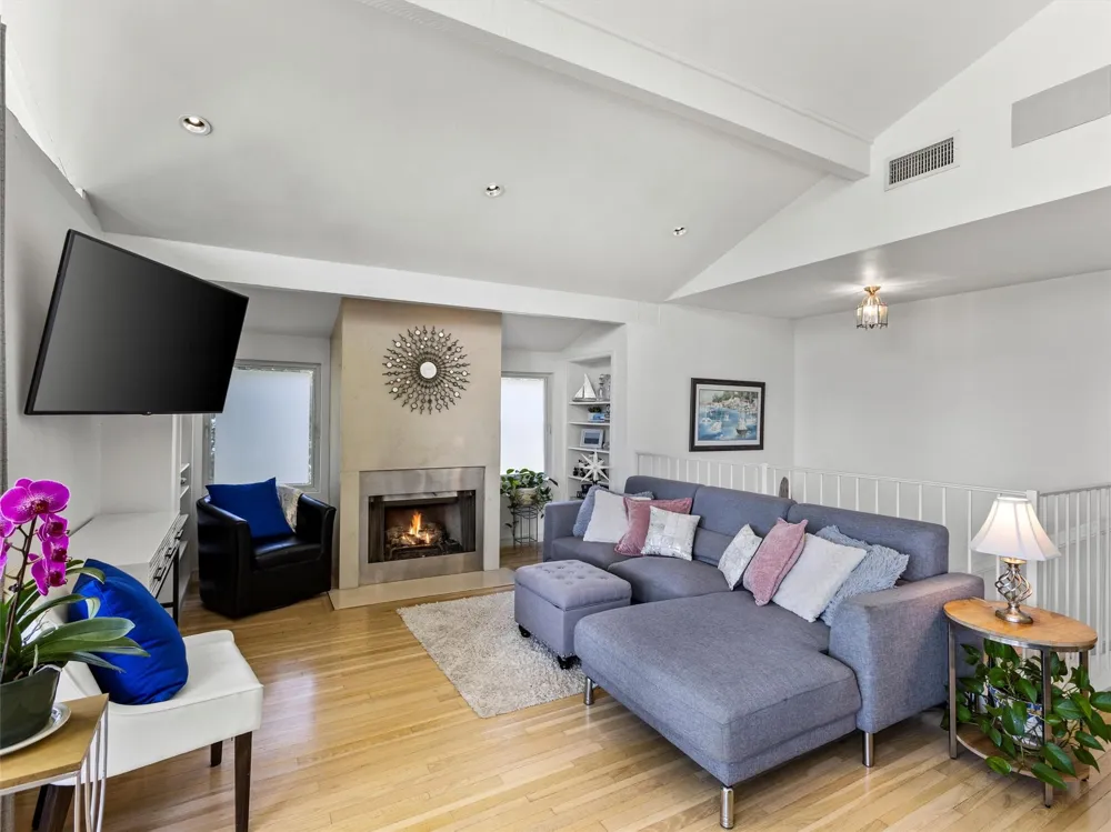 432 Glen Cove Street Kemah, TX 77565
