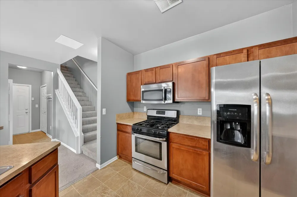 23668 Northstone Village Drive Taylor, MI 48180