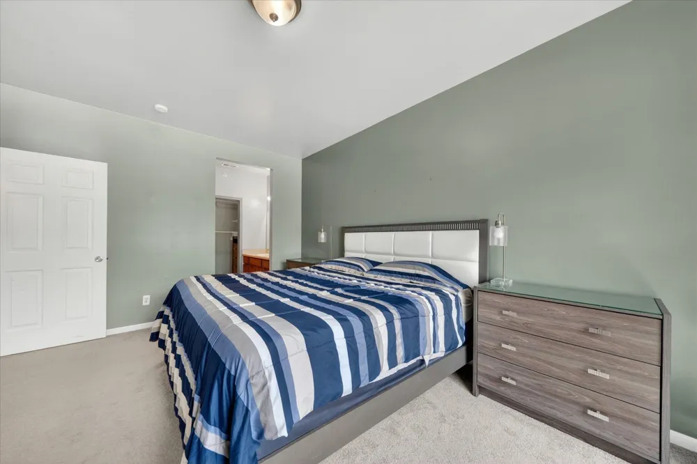 23668 Northstone Village Drive Taylor, MI 48180
