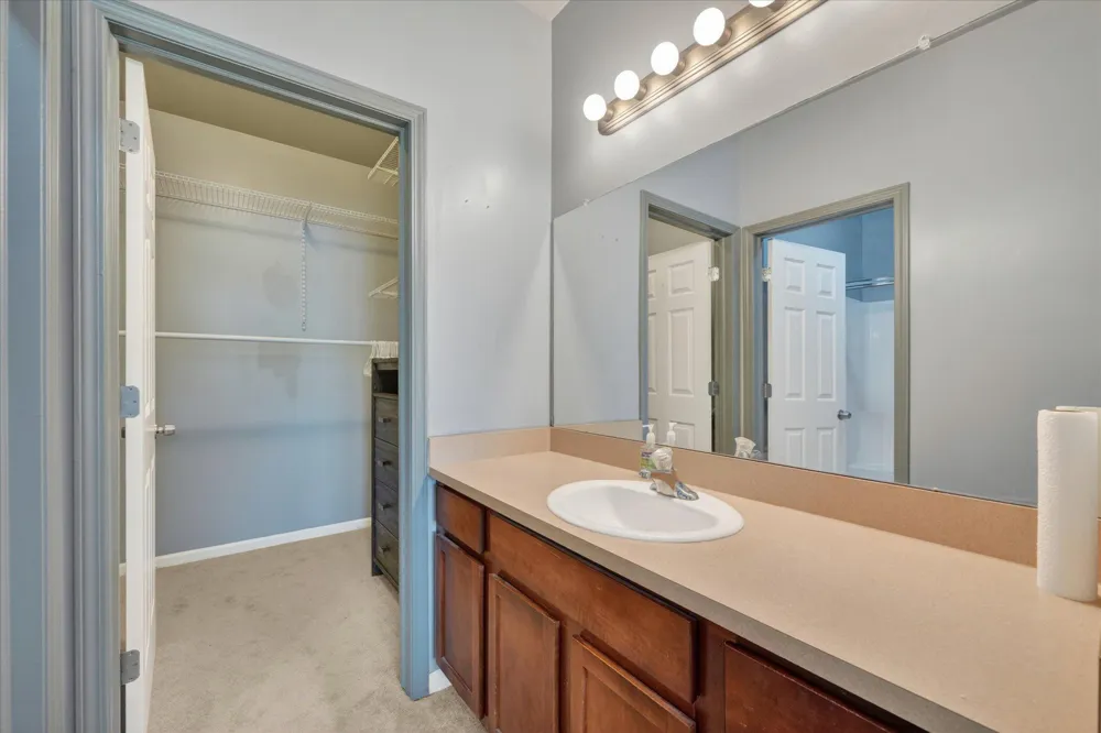 23668 Northstone Village Drive Taylor, MI 48180