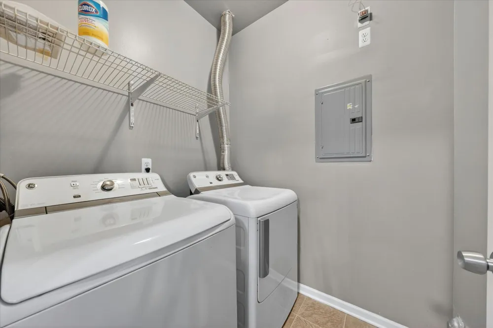 23668 Northstone Village Drive Taylor, MI 48180