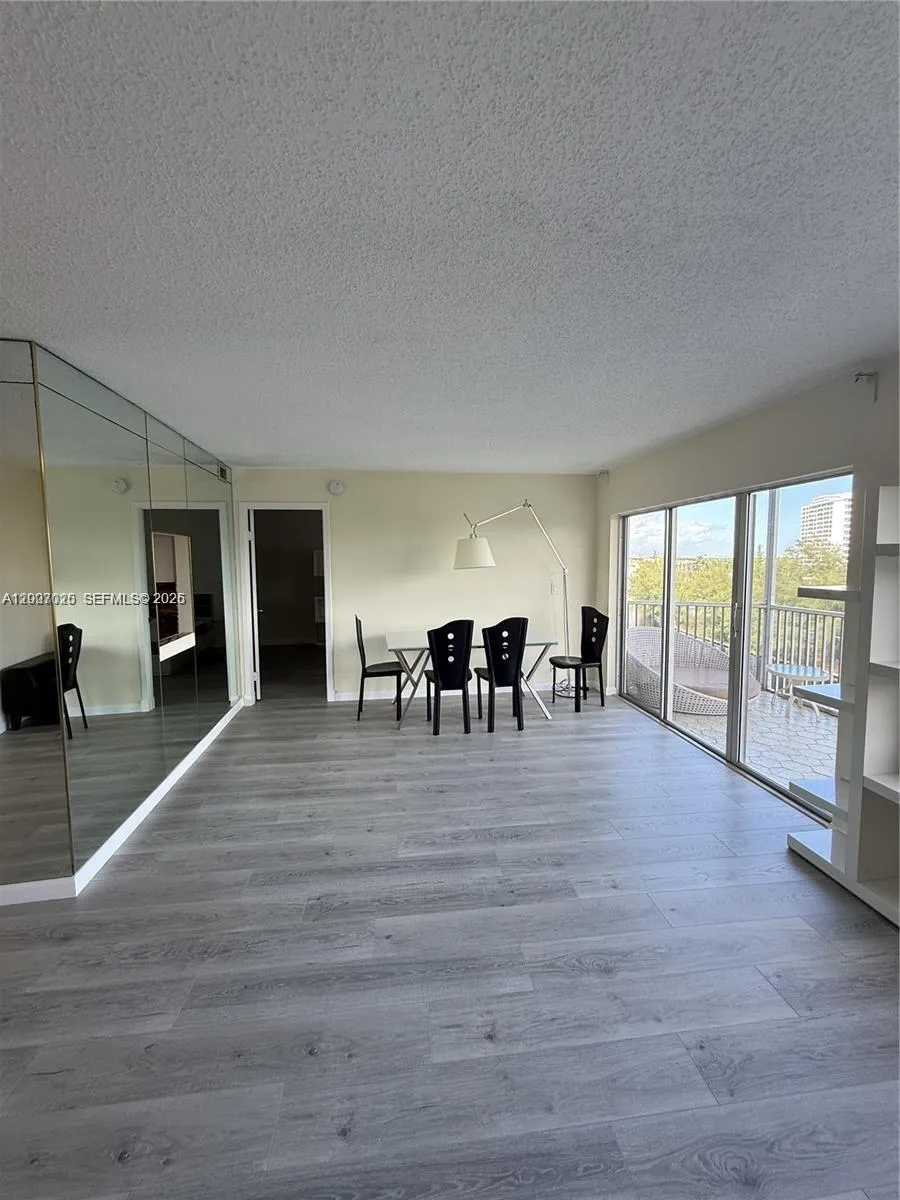 300 Diplomat Pkwy #712 Hallandale Beach, FL 33009