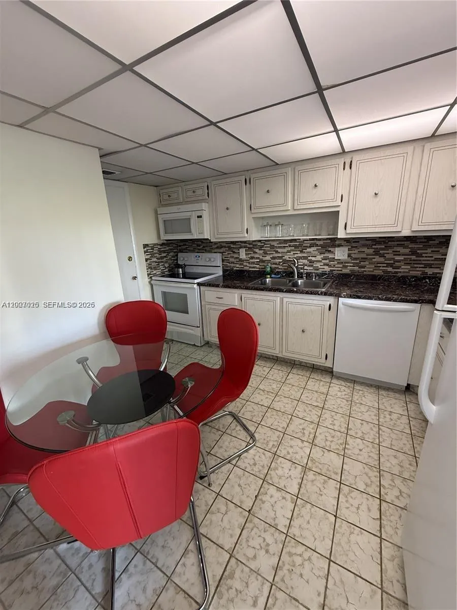 300 Diplomat Pkwy #712 Hallandale Beach, FL 33009