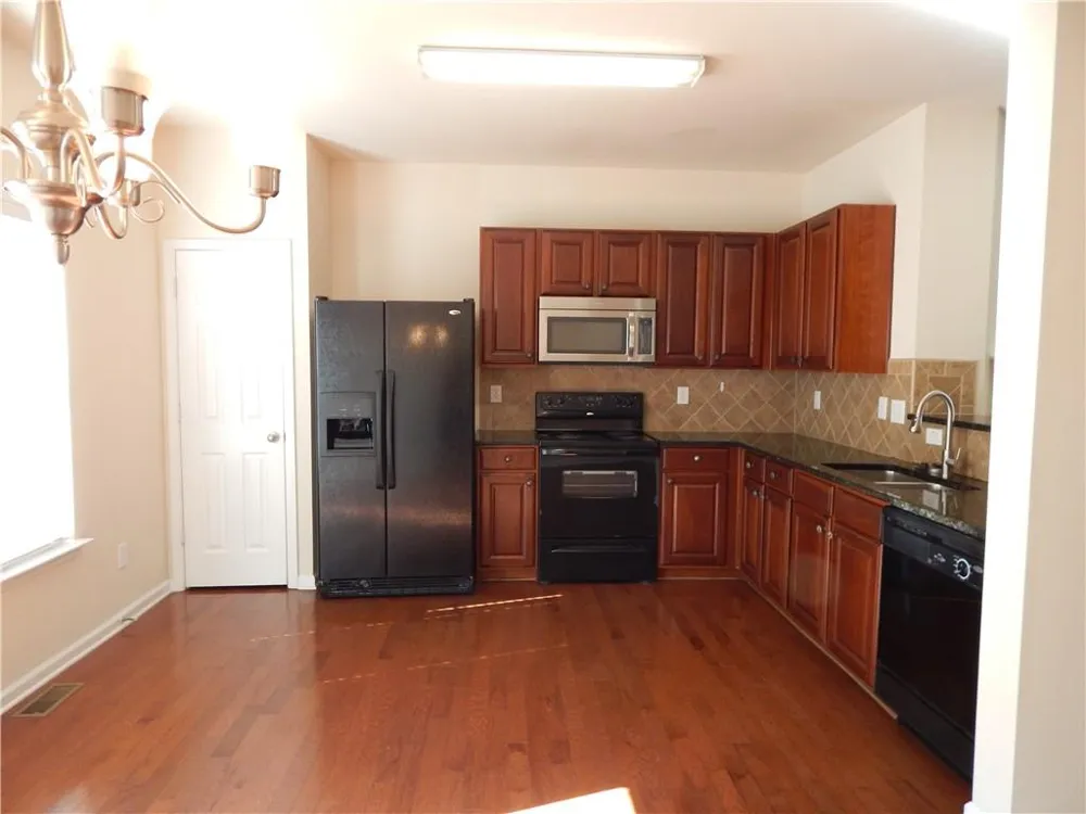2199 Landing Walk Drive Duluth, GA 30097